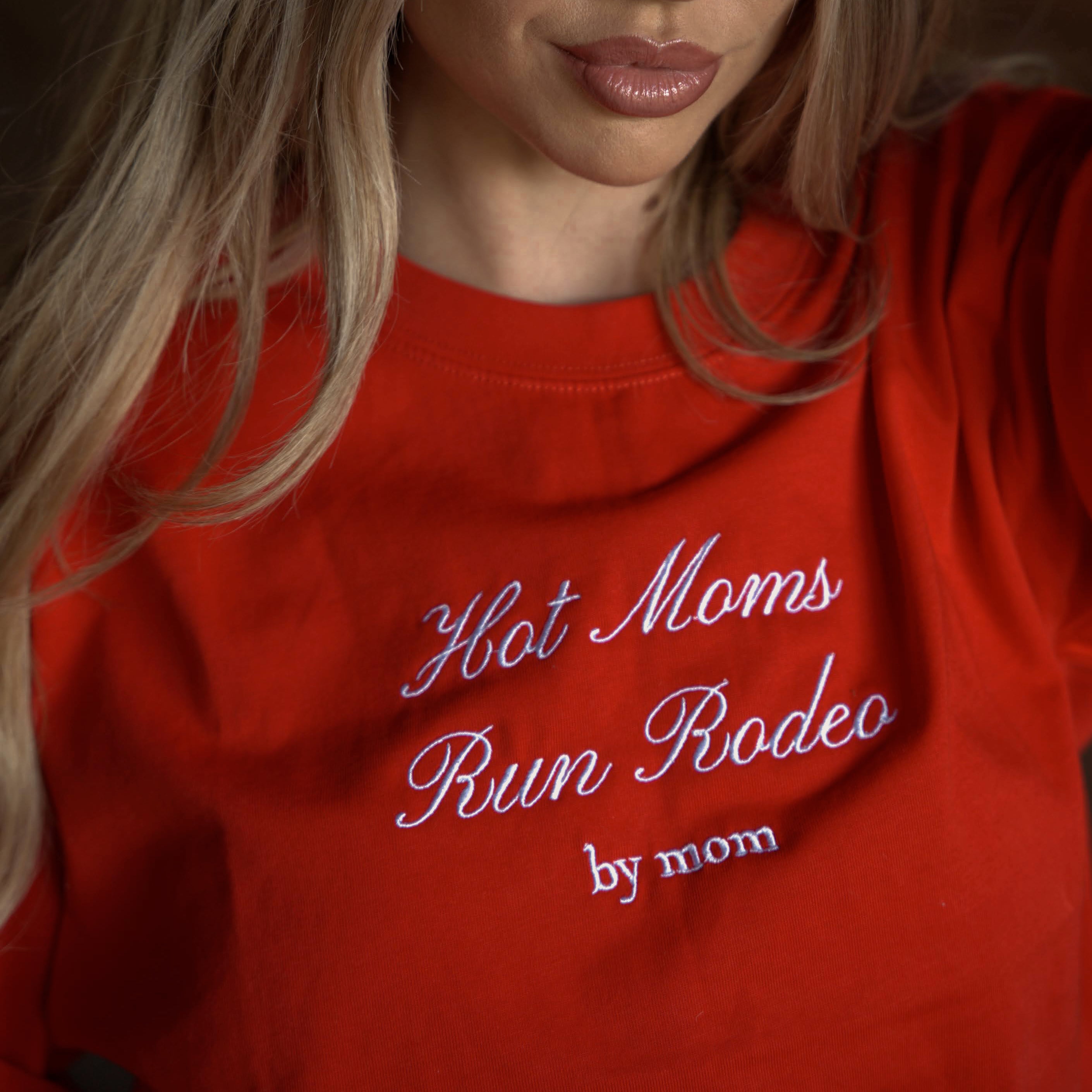 “Hot Moms Run Rodeo” Cotton Oversize T-shirt